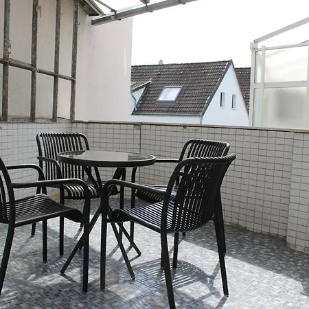 Apartamento Mit 8 Betten Balkon, Waschmaschine Im Stadtzentrum