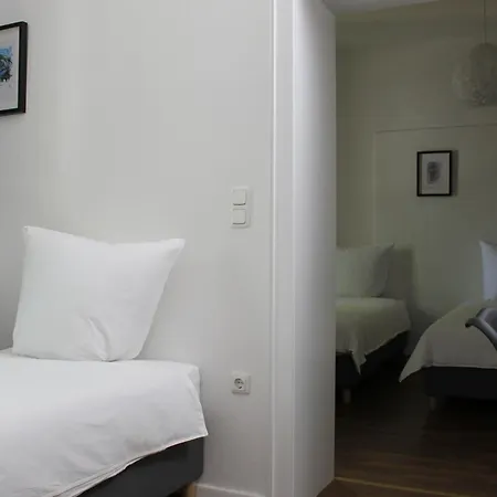Appartement Mit 8 Betten Balkon, Waschmaschine Im Stadtzentrum *